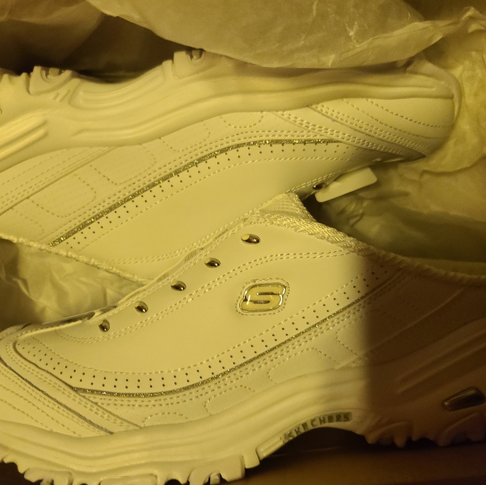 Womens sketchers
